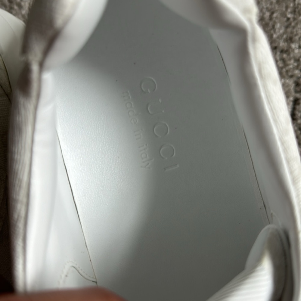 Gucci Rhyton Sneaker - Picture 9 of 10